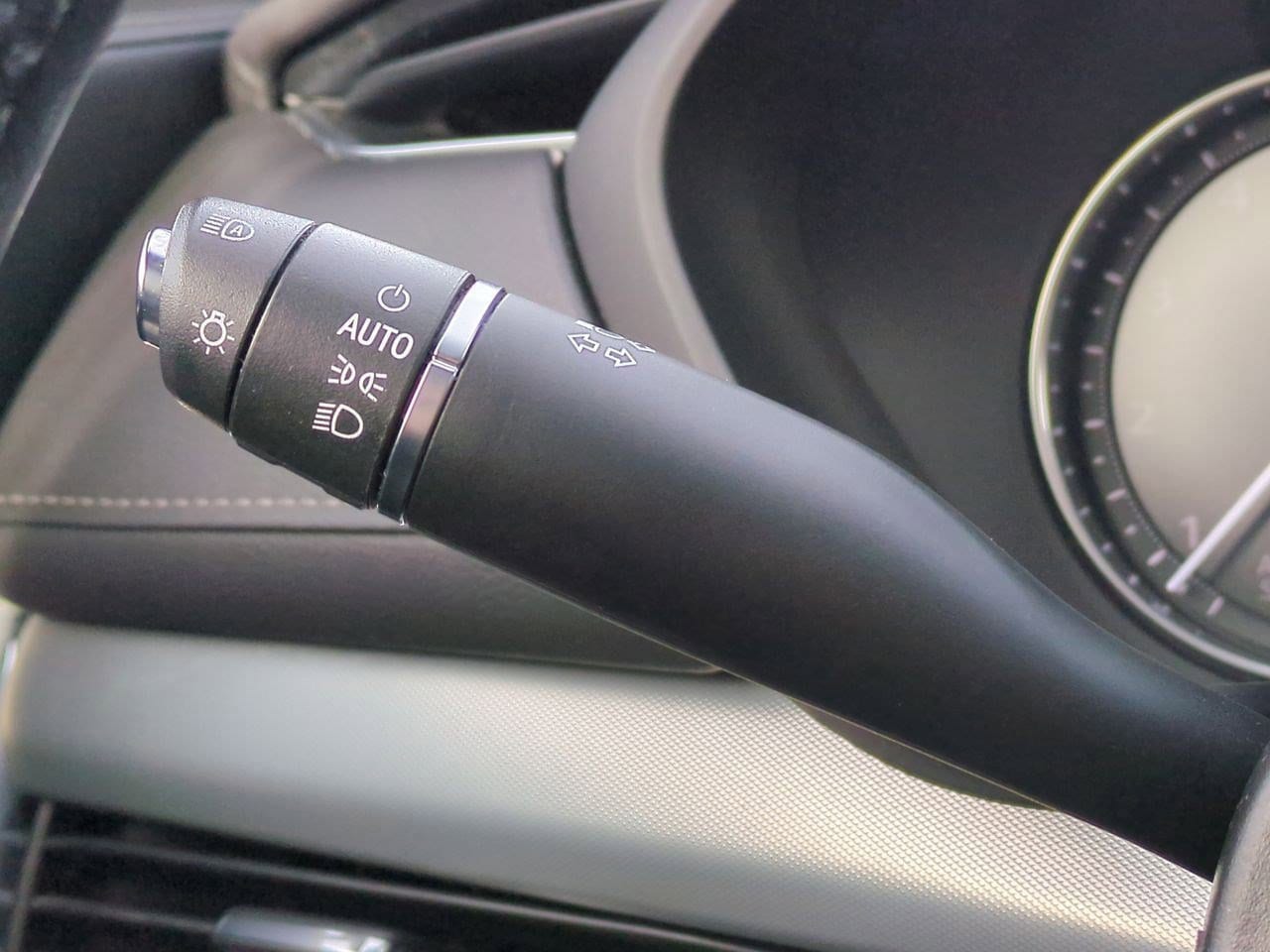 Thumbnail: 2021 Cadillac XT4 - 28