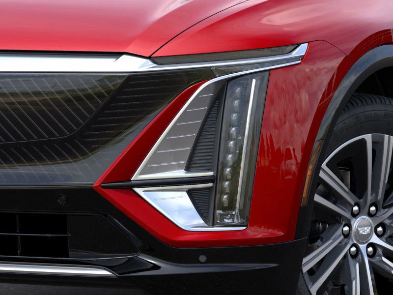 Thumbnail: 2025 Cadillac Lyriq - 10