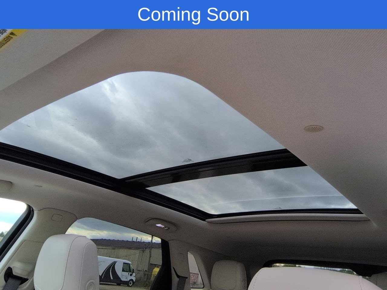 Thumbnail: 2017 Cadillac XT5 - 19