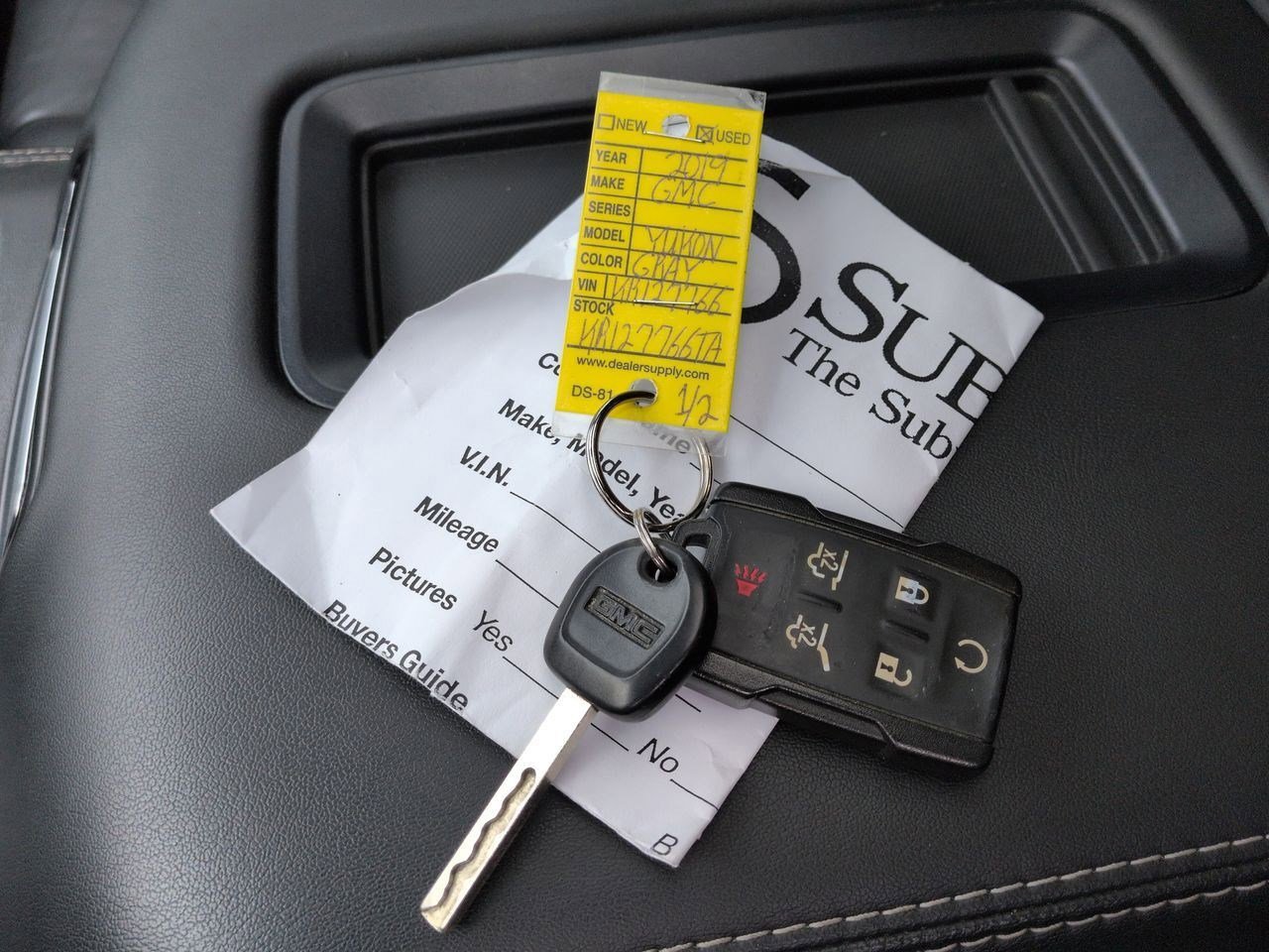 Thumbnail: 2019 GMC Yukon XL - 37