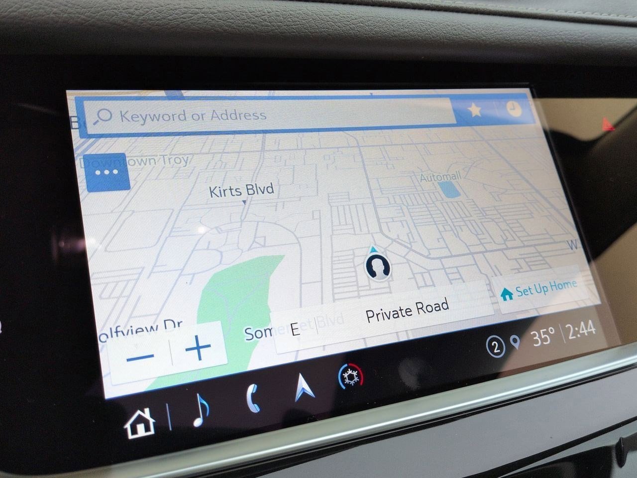 Thumbnail: 2023 Cadillac XT5 - 30