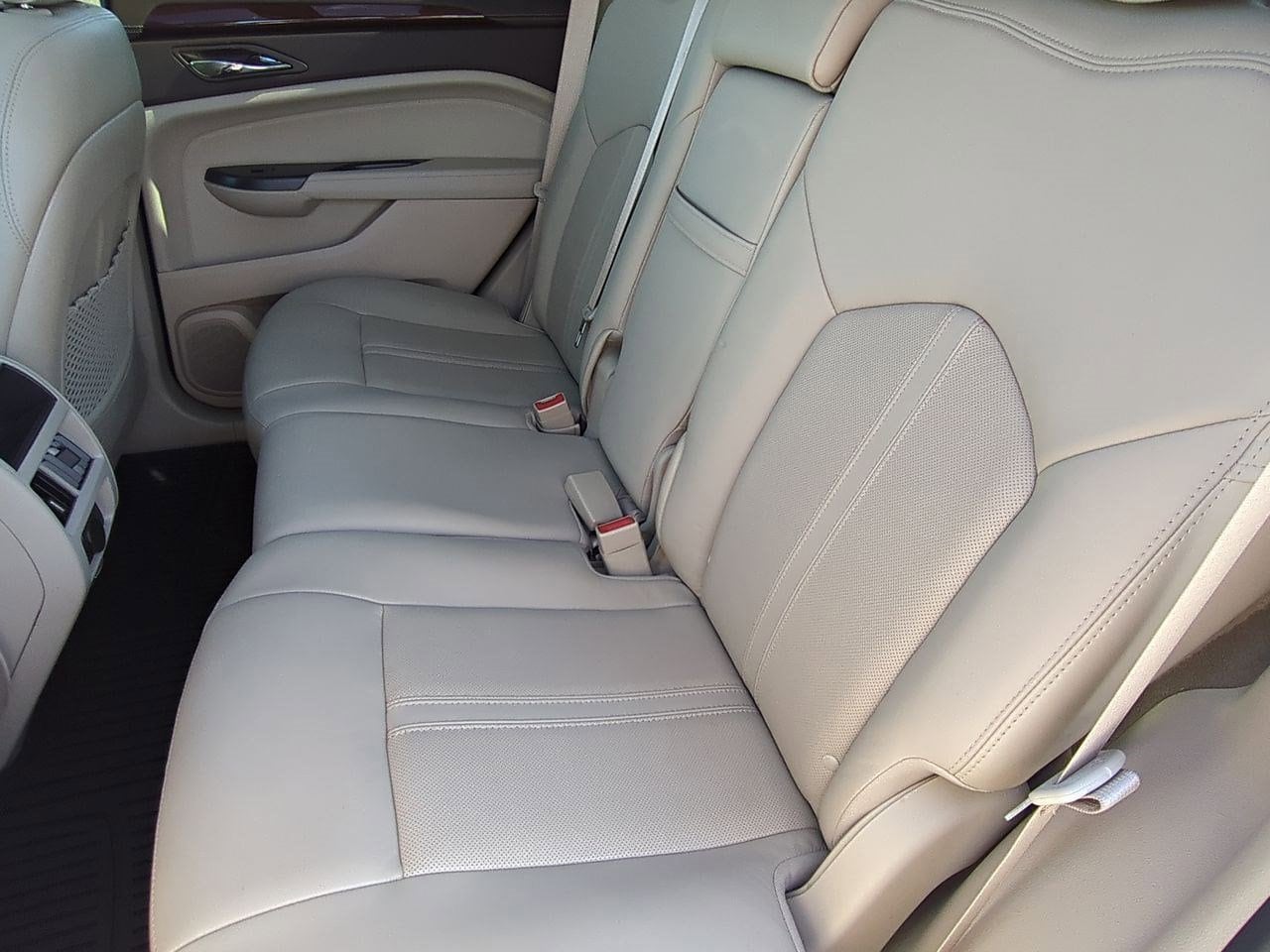 Thumbnail: 2013 Cadillac SRX - 18