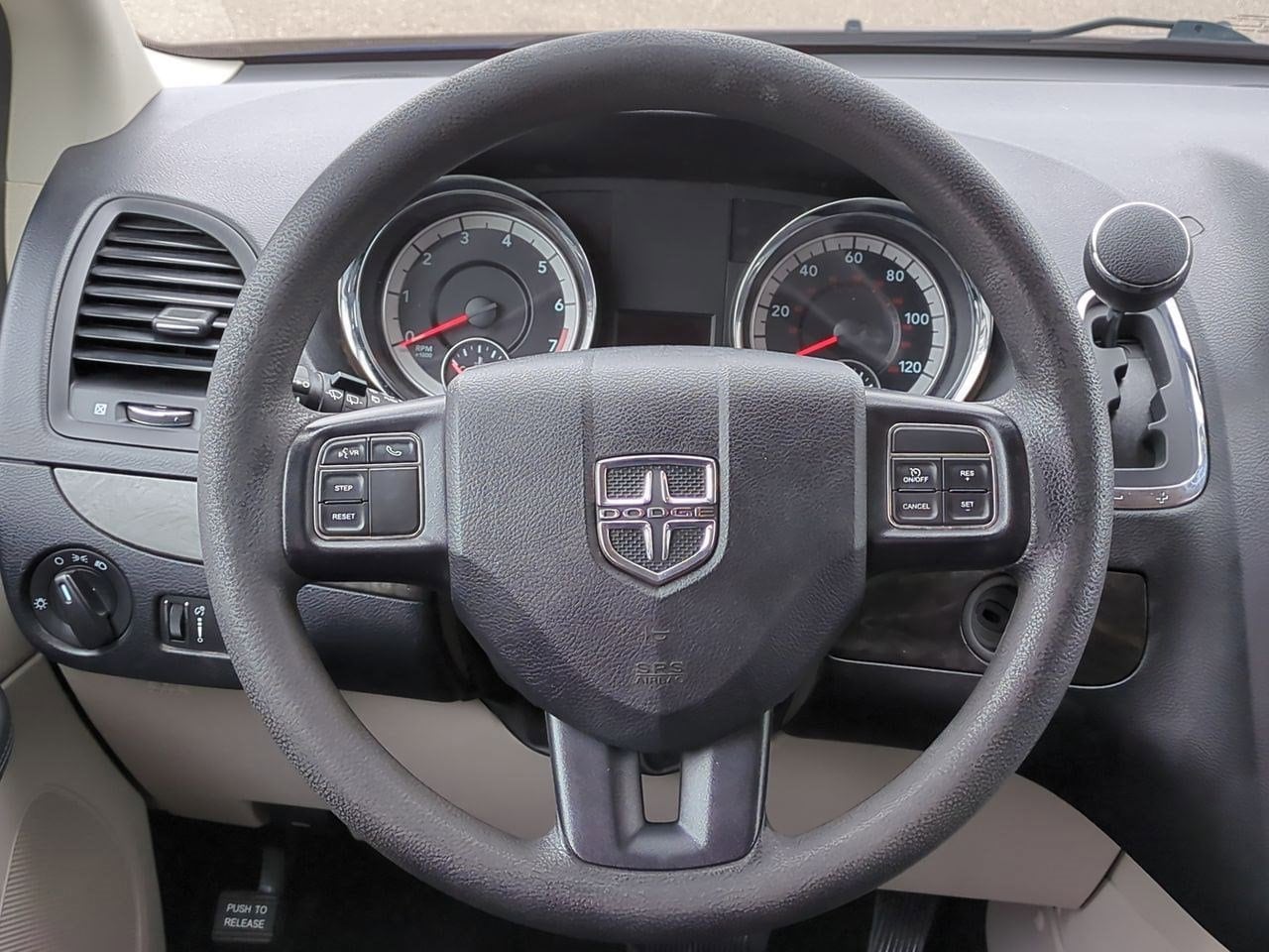 Thumbnail: 2019 Dodge Grand Caravan - 20