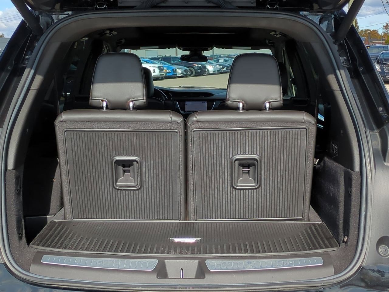 Thumbnail: 2024 Cadillac XT6 - 35