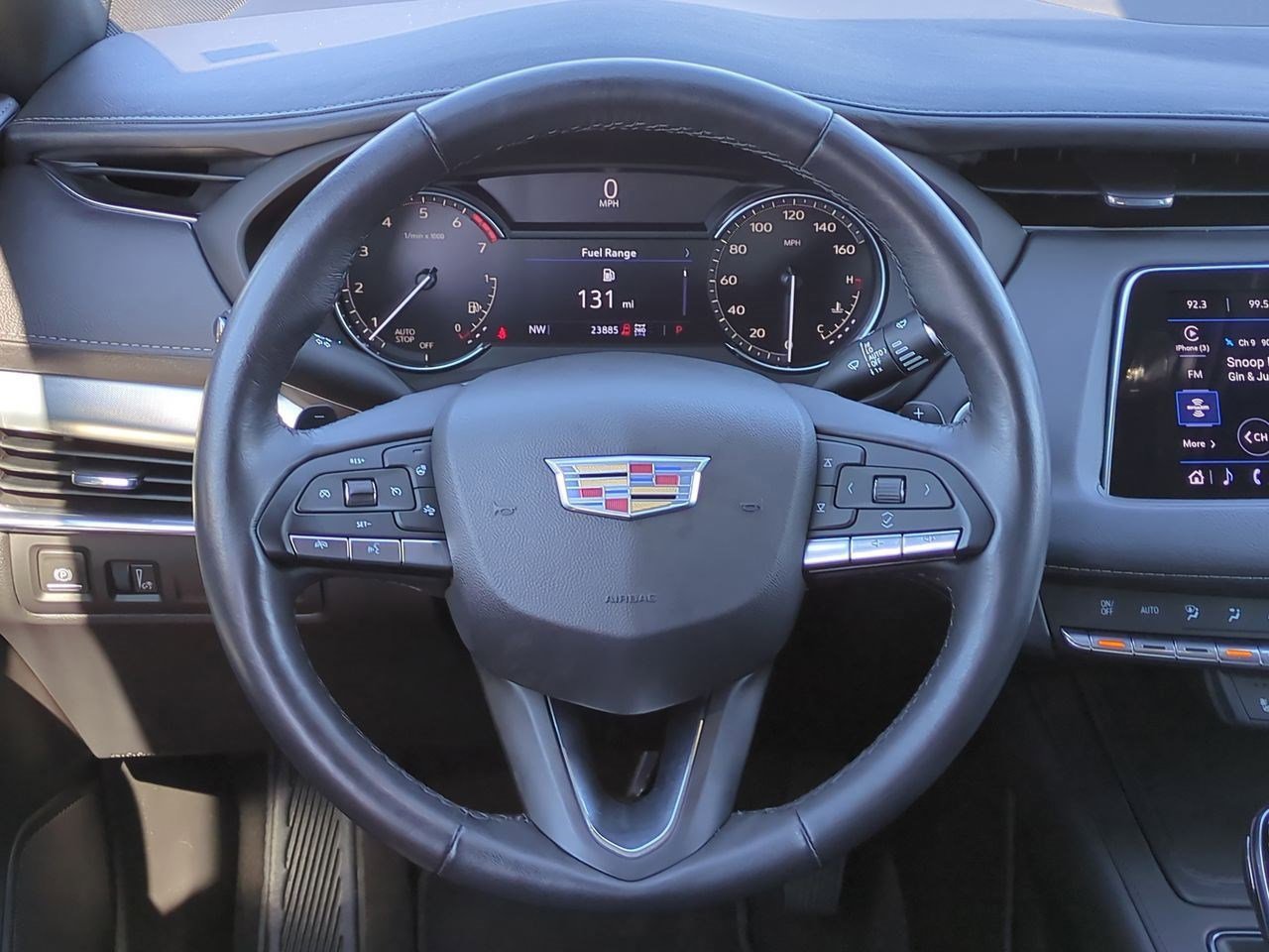 Thumbnail: 2023 Cadillac XT4 - 23