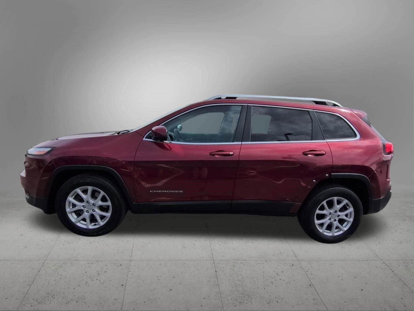 Thumbnail: 2015 Jeep Cherokee - 3