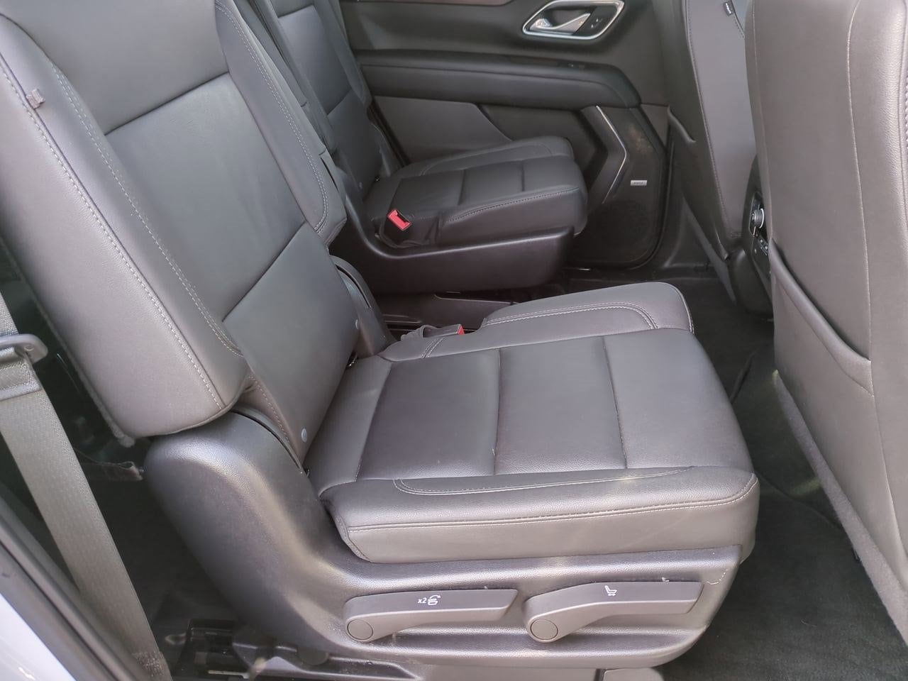 Thumbnail: 2023 Chevrolet Tahoe - 20