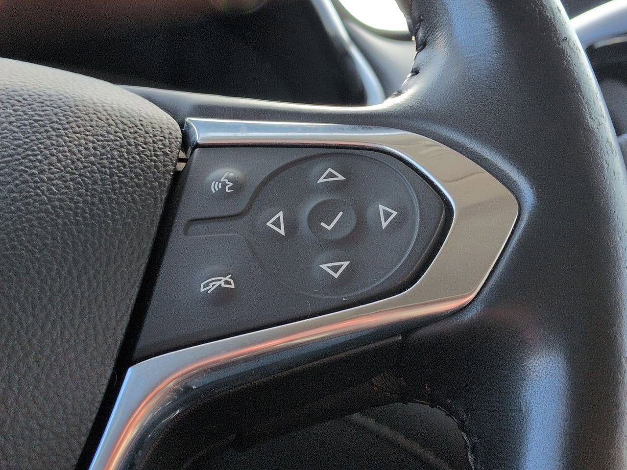 Thumbnail: 2019 Chevrolet Traverse - 27