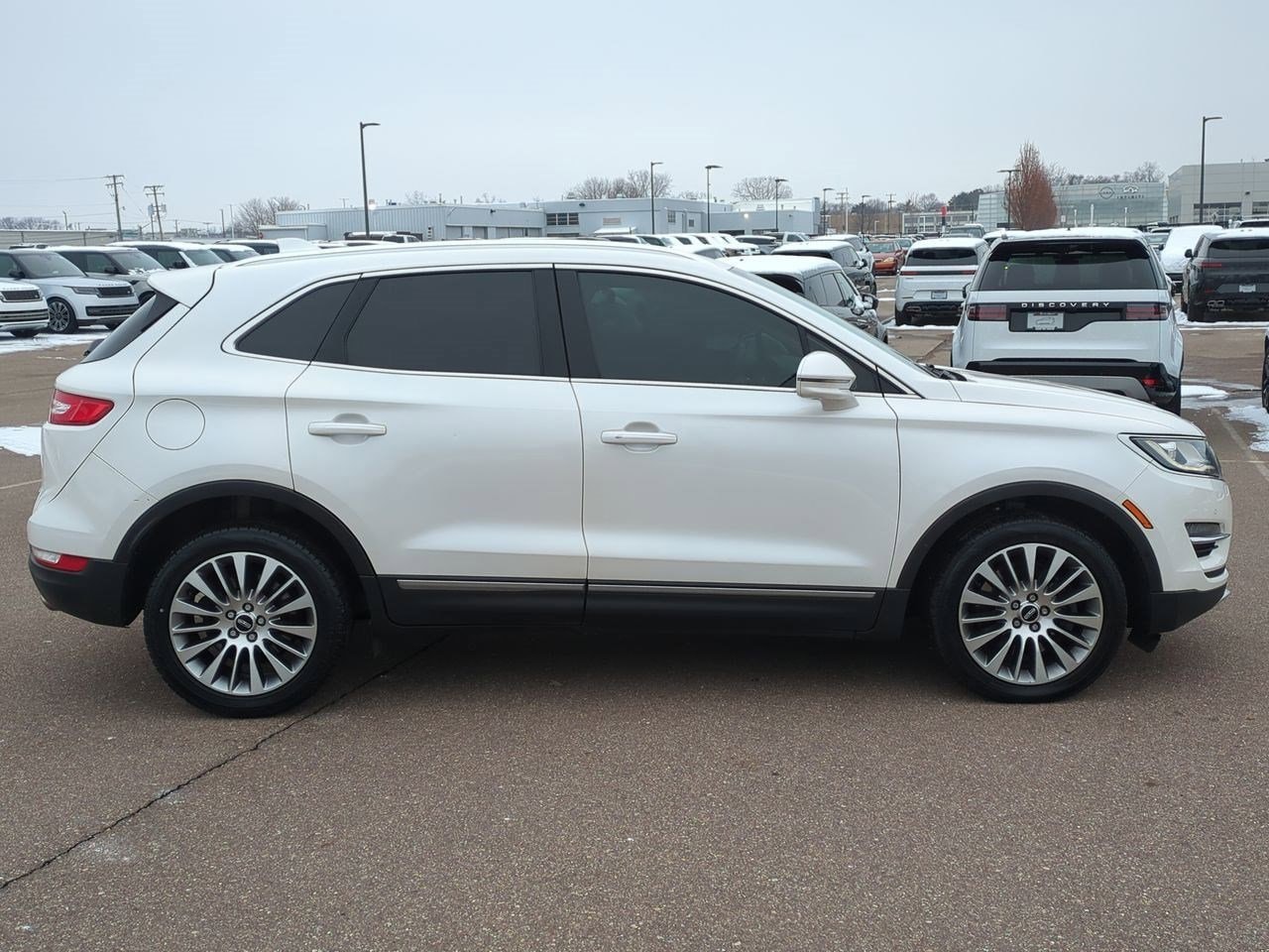 Thumbnail: 2017 Lincoln MKC - 7