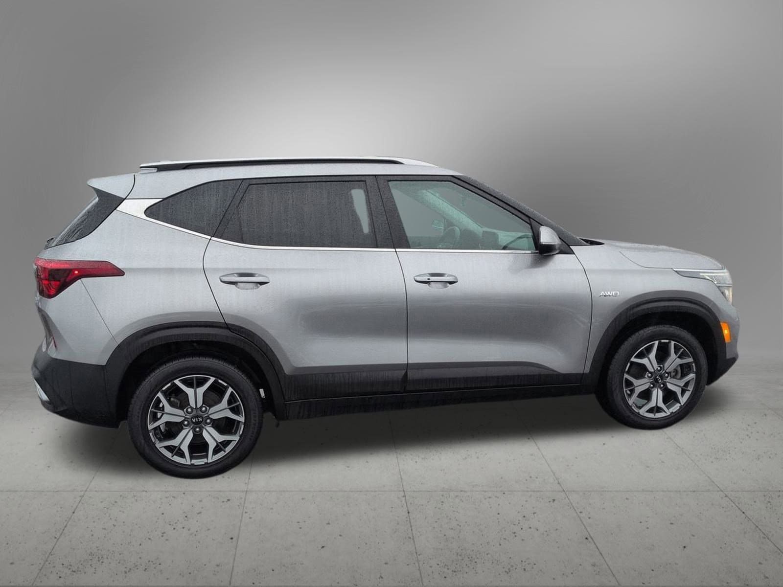 Thumbnail: 2021 Kia Seltos - 7