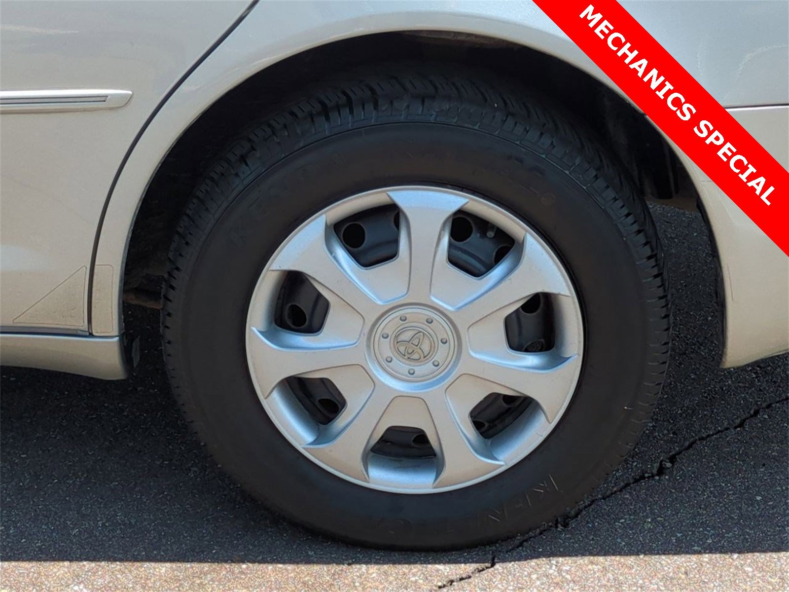 Thumbnail: 2004 Toyota Avalon - 12