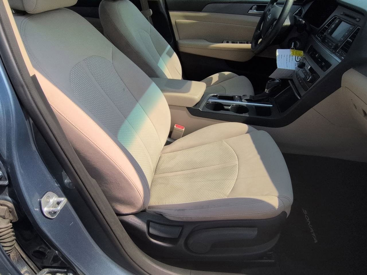 Thumbnail: 2015 Hyundai Sonata - 21
