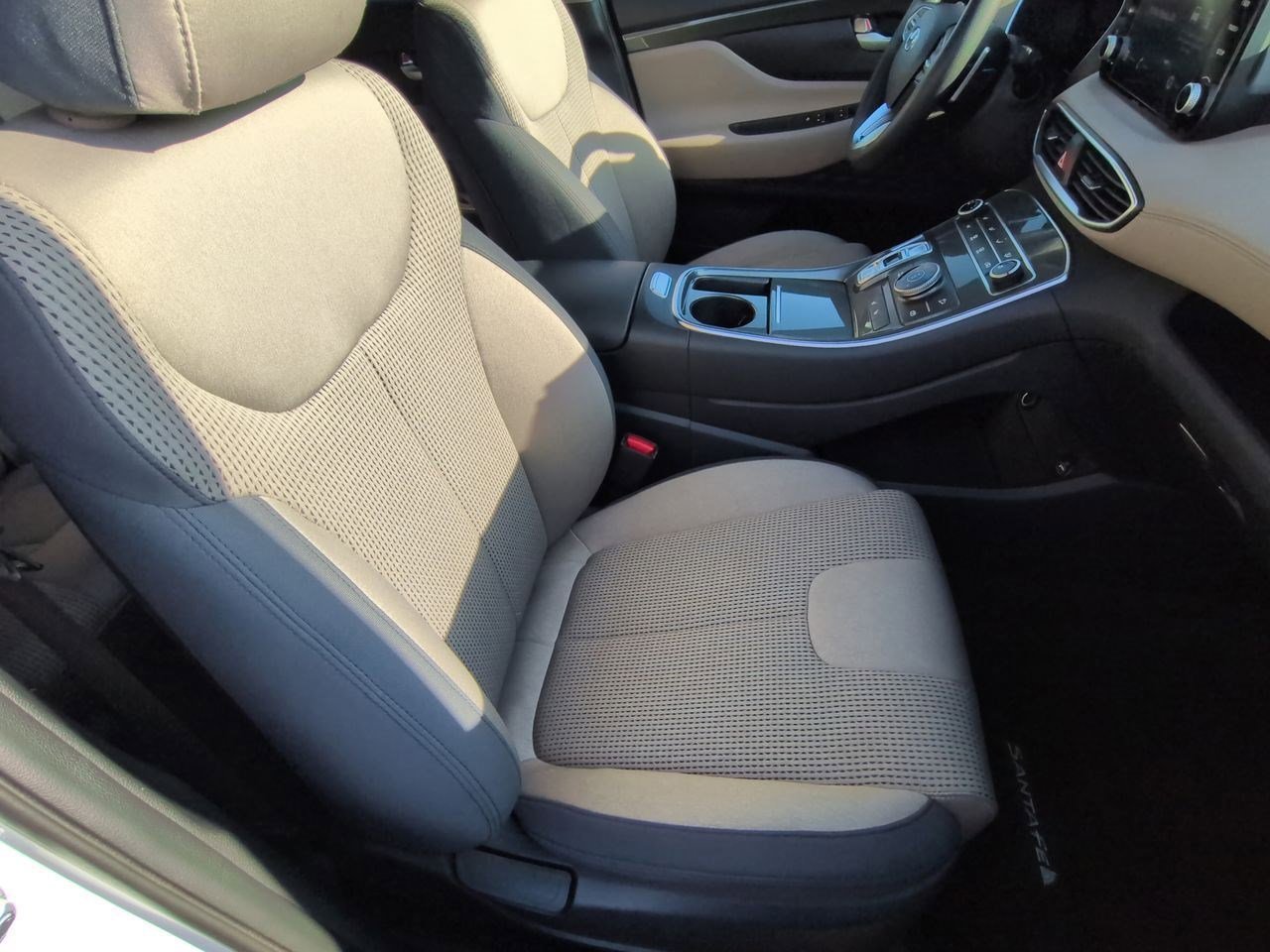 Thumbnail: 2022 Hyundai Santa Fe - 21