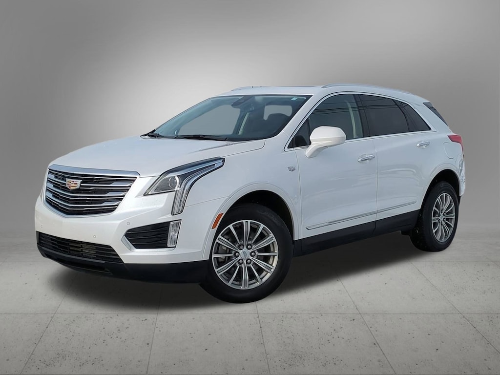 Used 2018 CADILLAC XT5 Luxury FWD SUV