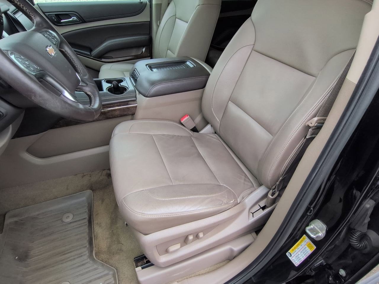 Thumbnail: 2016 Chevrolet Tahoe - 14