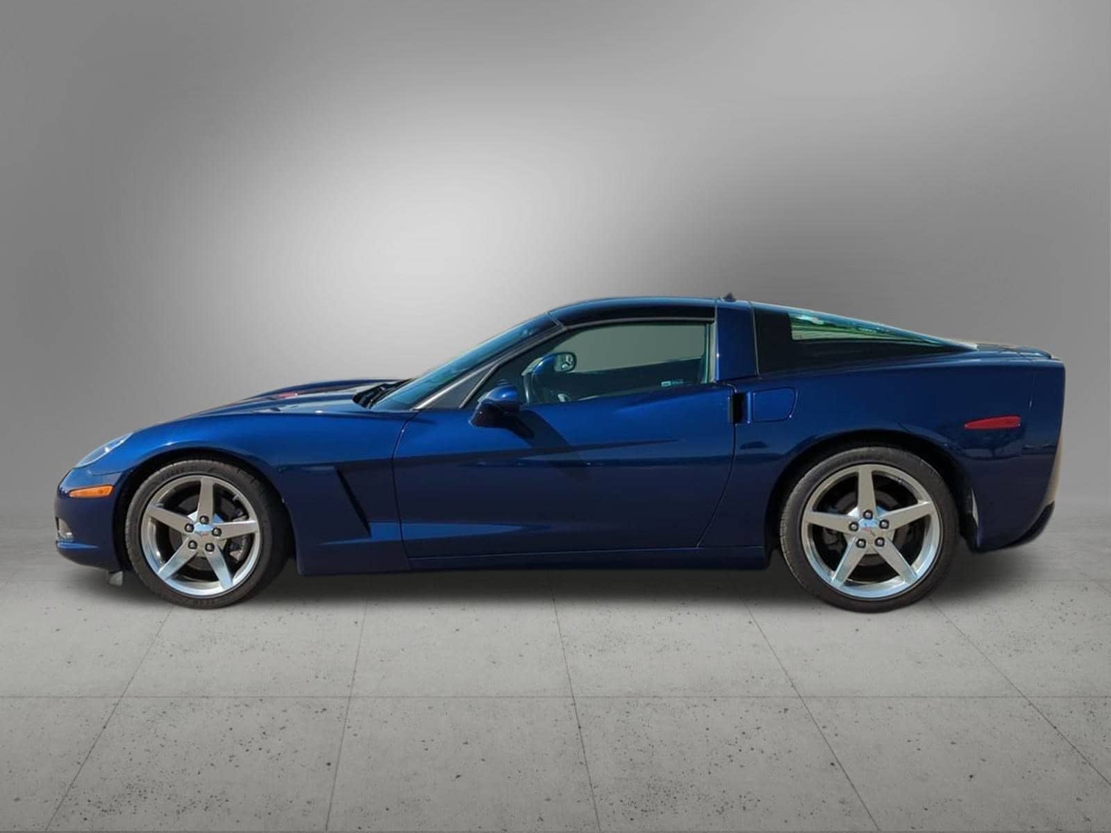 2005 Chevrolet Corvette Base 3