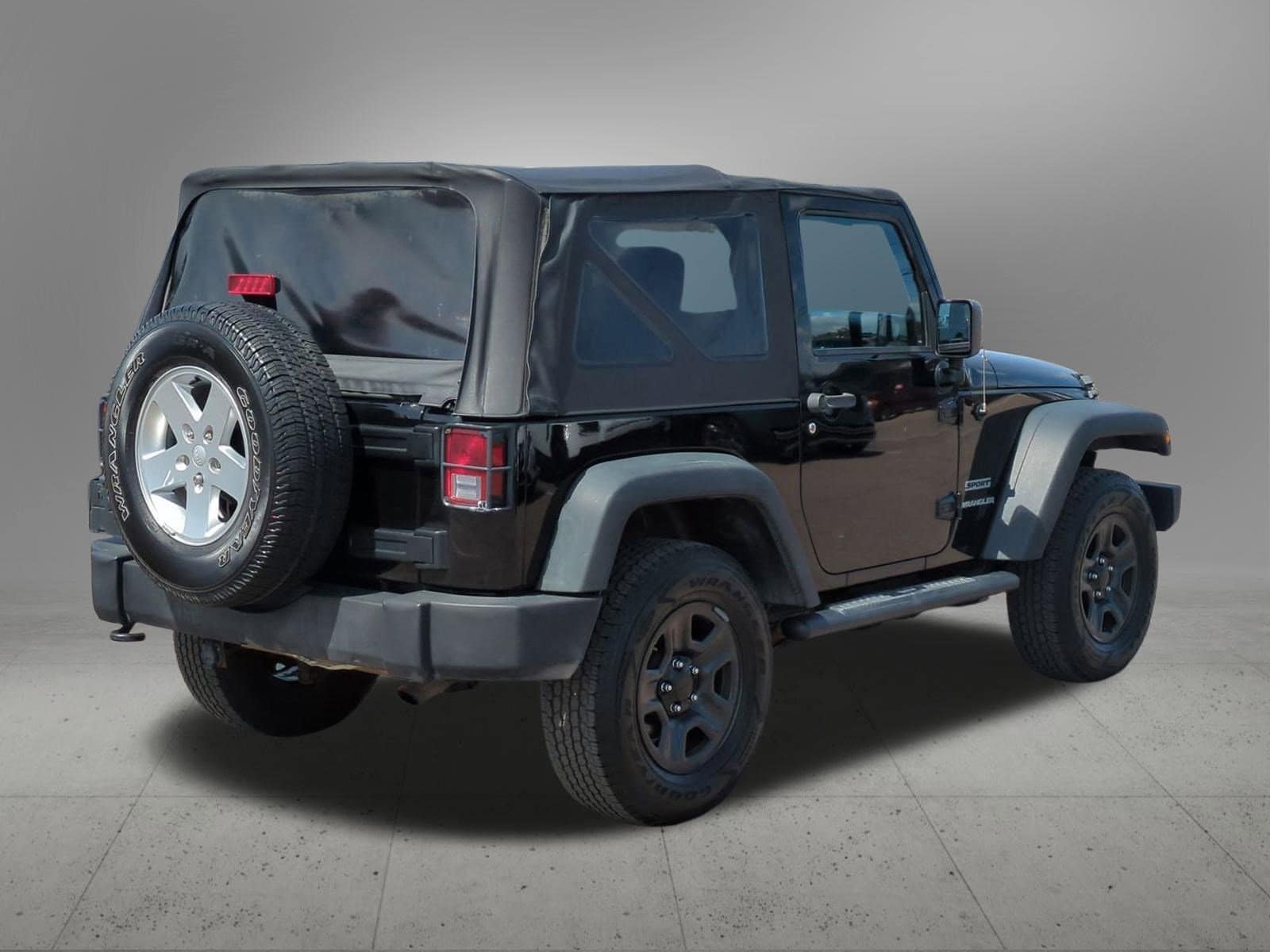 Thumbnail: 2012 Jeep Wrangler - 6