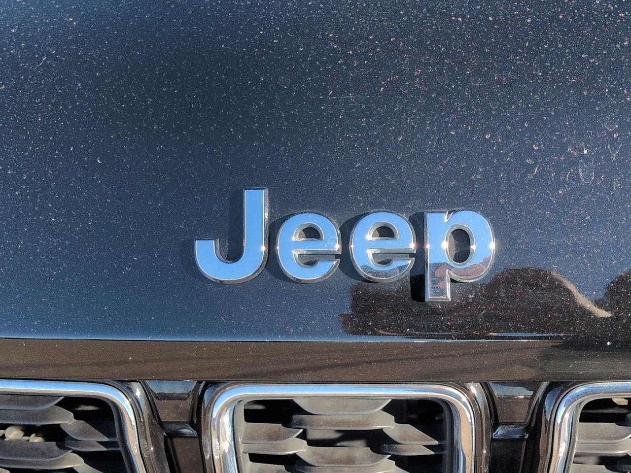 Thumbnail: 2022 Jeep Grand Cherokee - 11