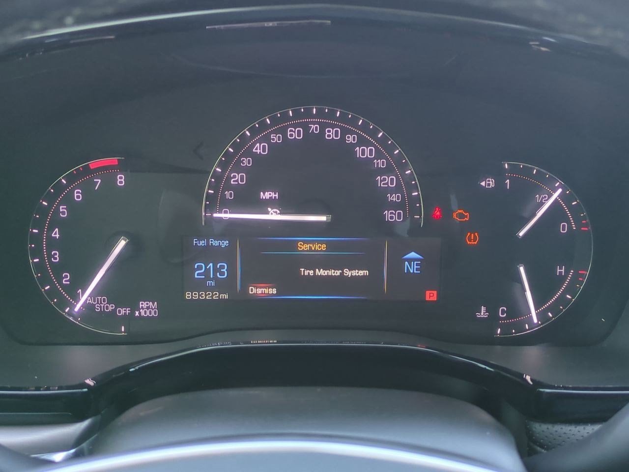 Thumbnail: 2018 Cadillac XT5 - 32