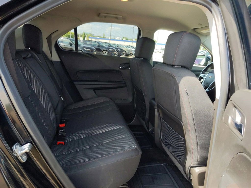 2016 Chevrolet Equinox LT 17
