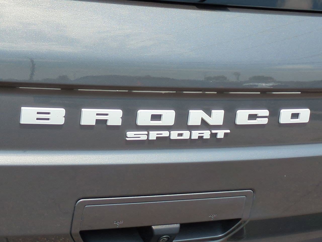 Thumbnail: 2021 Ford Bronco Sport - 12