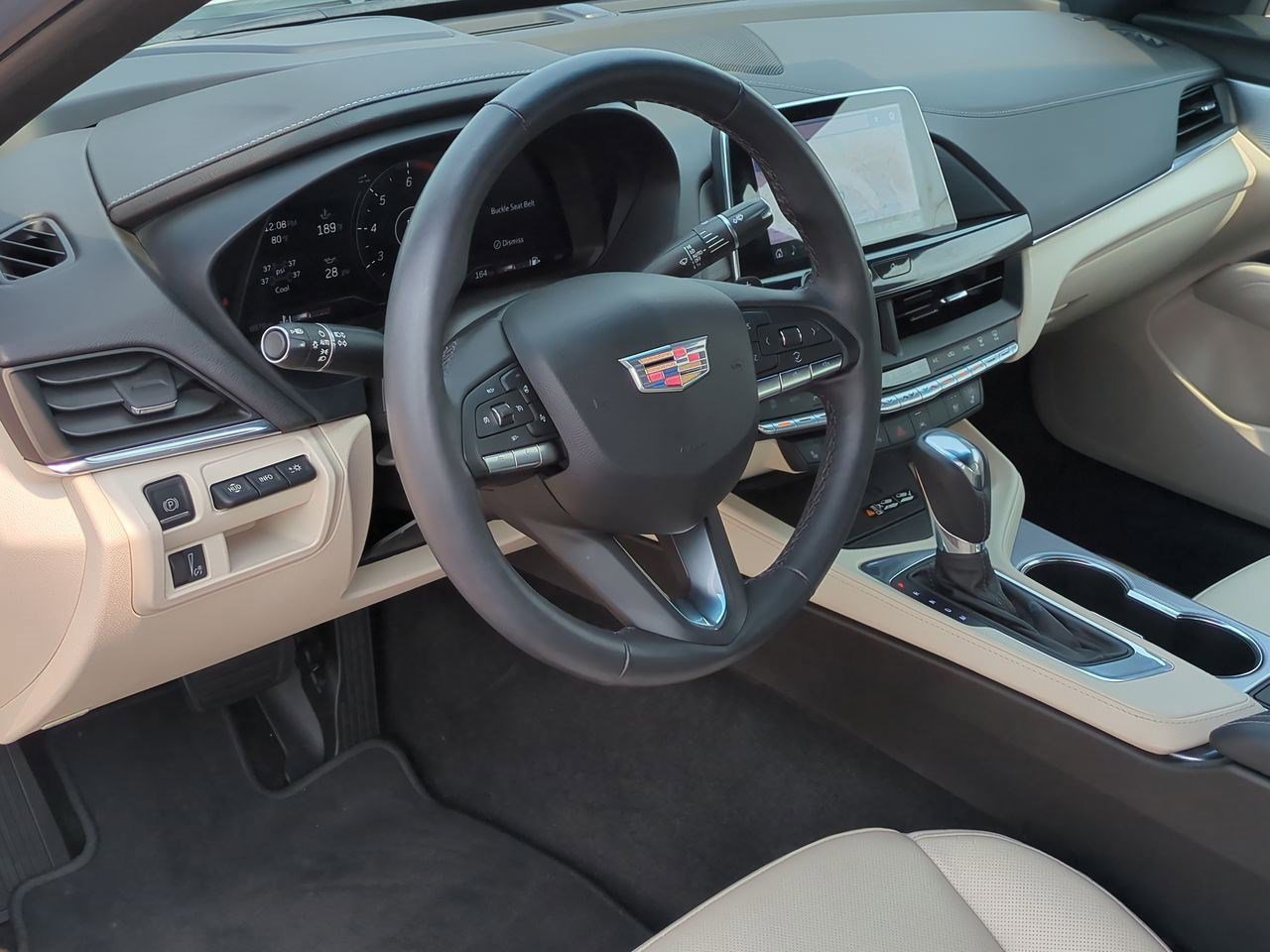 Thumbnail: 2023 Cadillac CT4 - 2