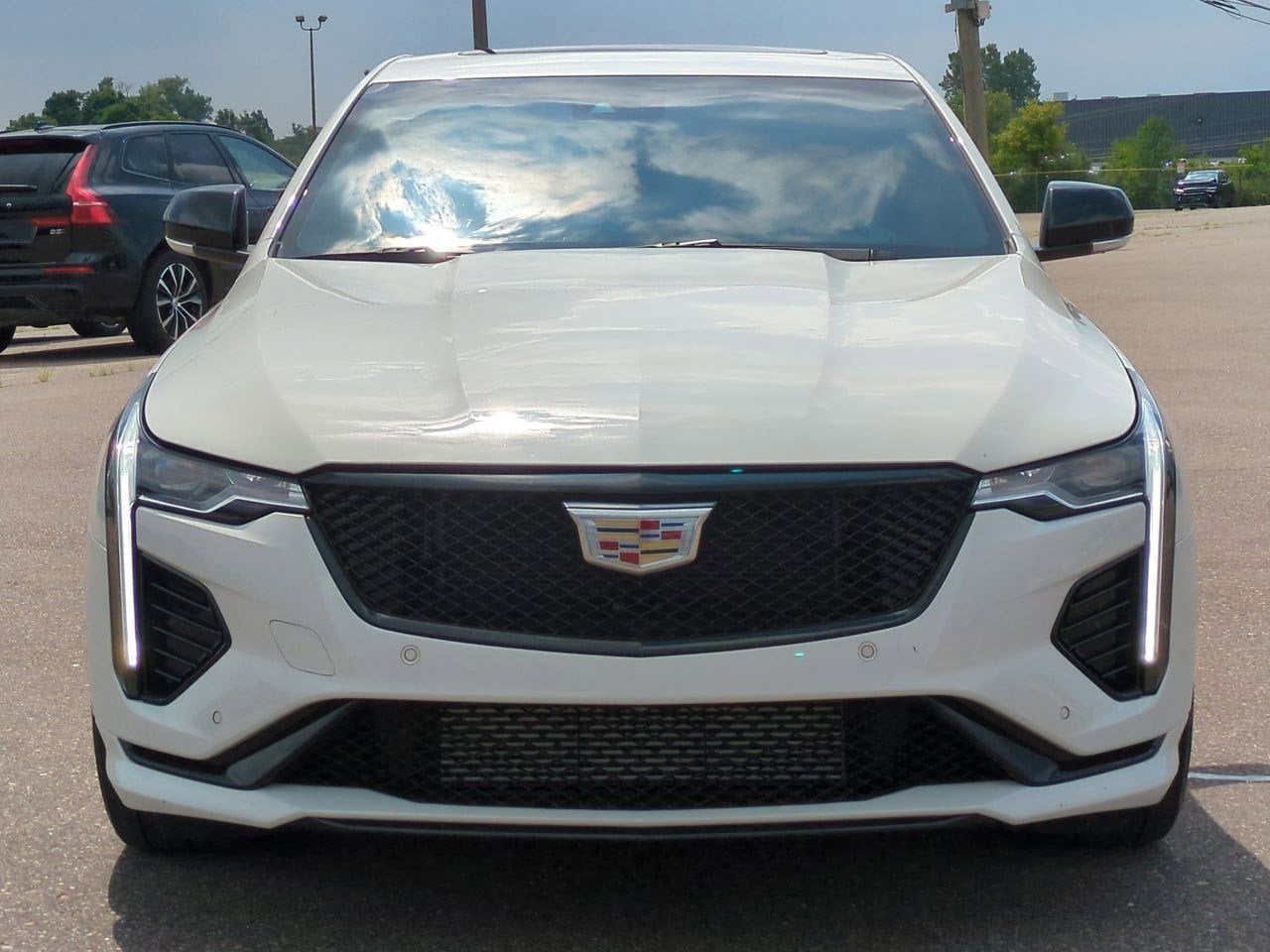 Thumbnail: 2023 Cadillac CT4 - 9