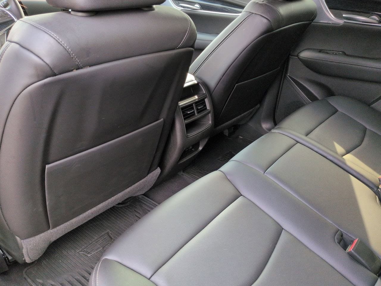 Thumbnail: 2024 Cadillac XT5 - 18