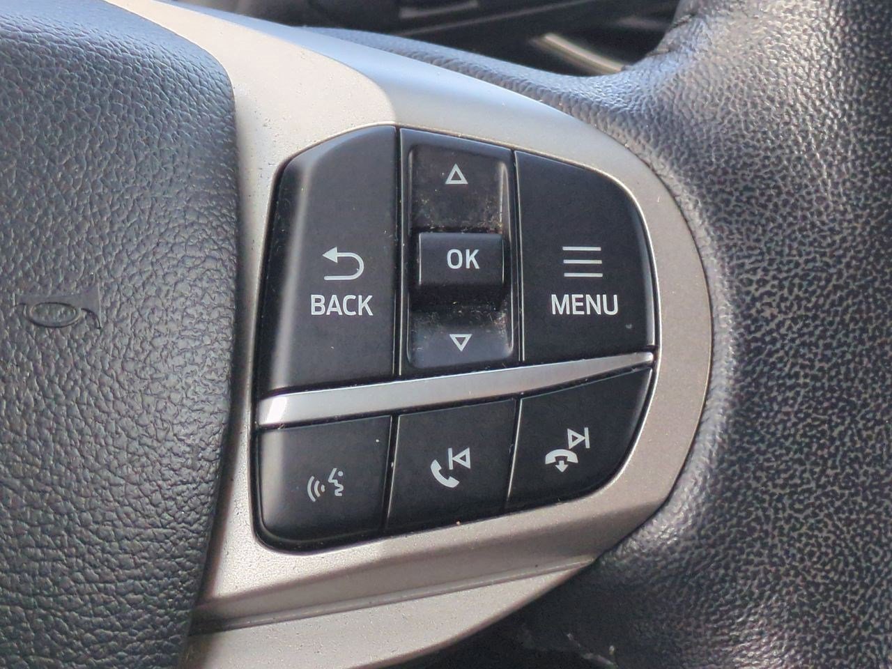 Thumbnail: 2022 Ford Explorer - 25