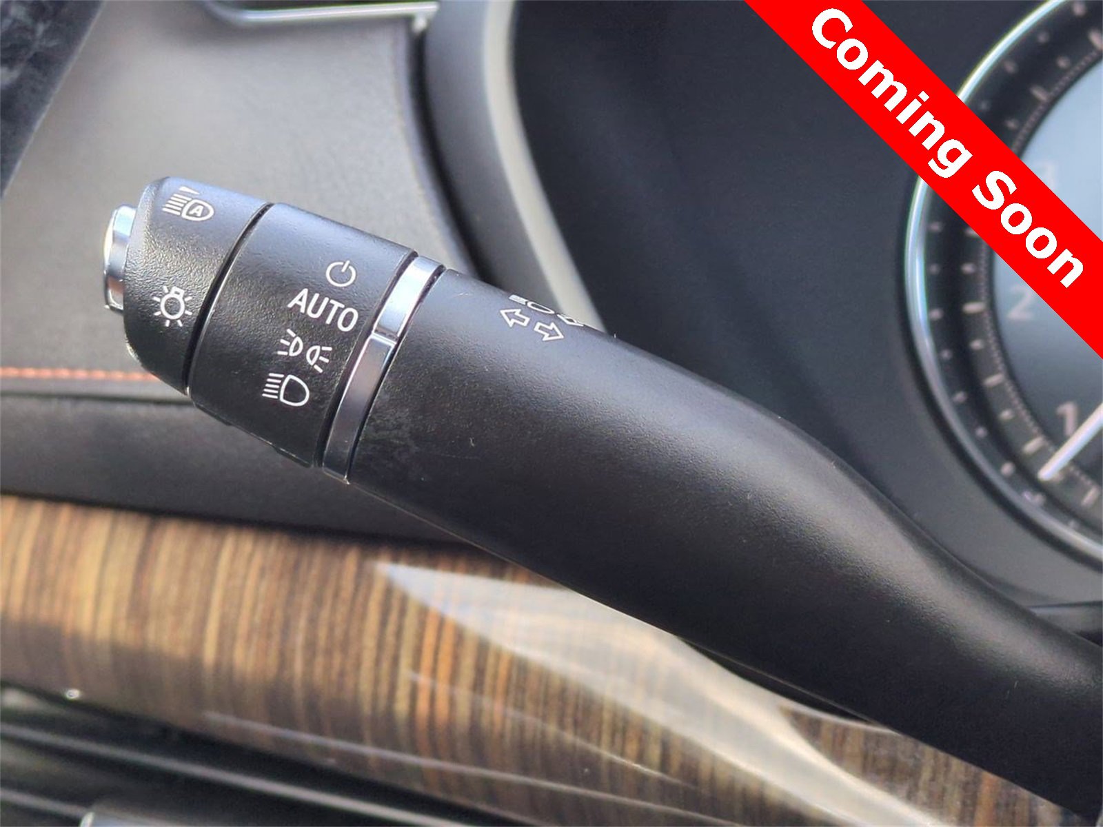 Thumbnail: 2023 Cadillac XT4 - 27