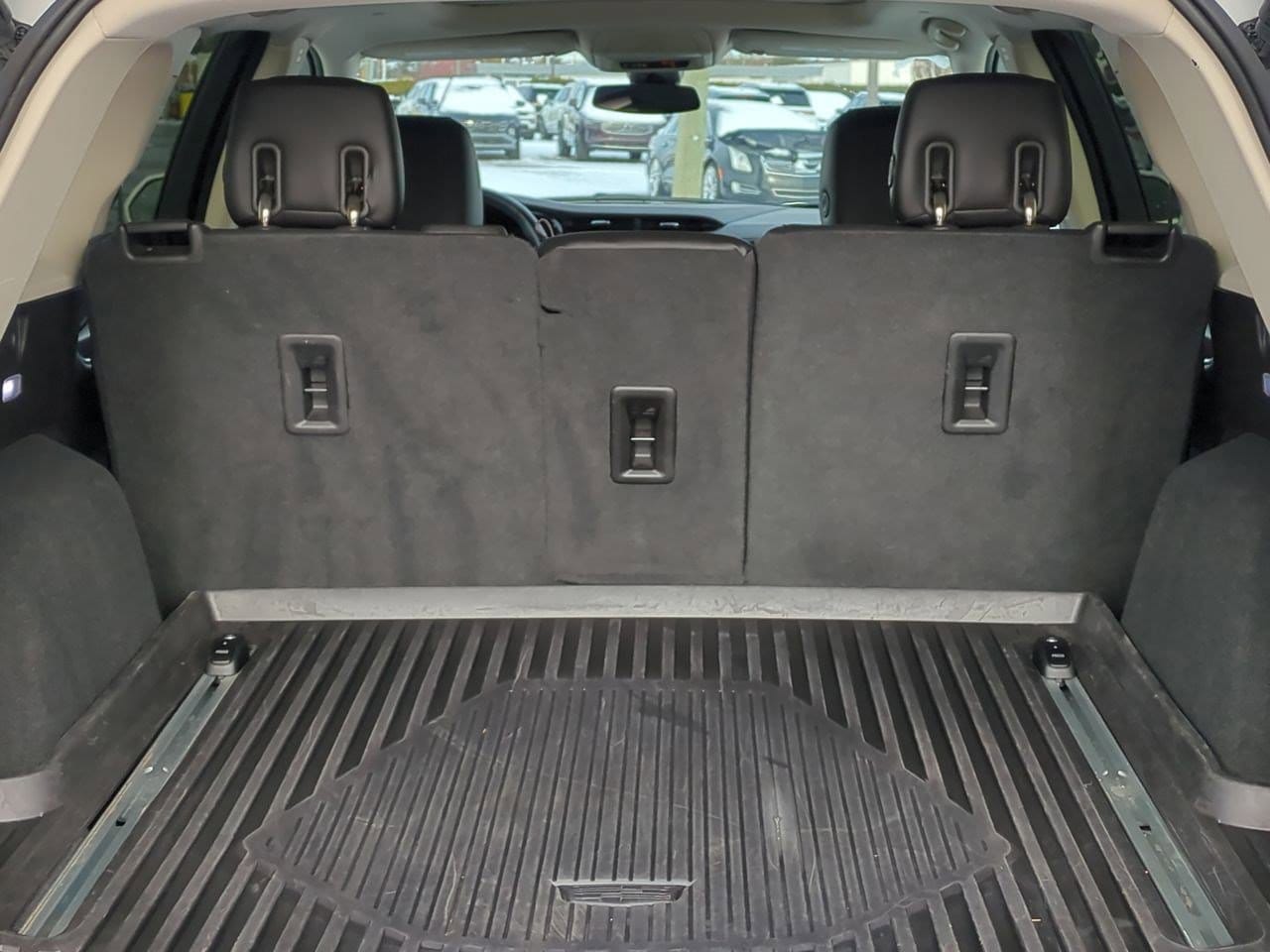 Thumbnail: 2018 Cadillac XT5 - 35