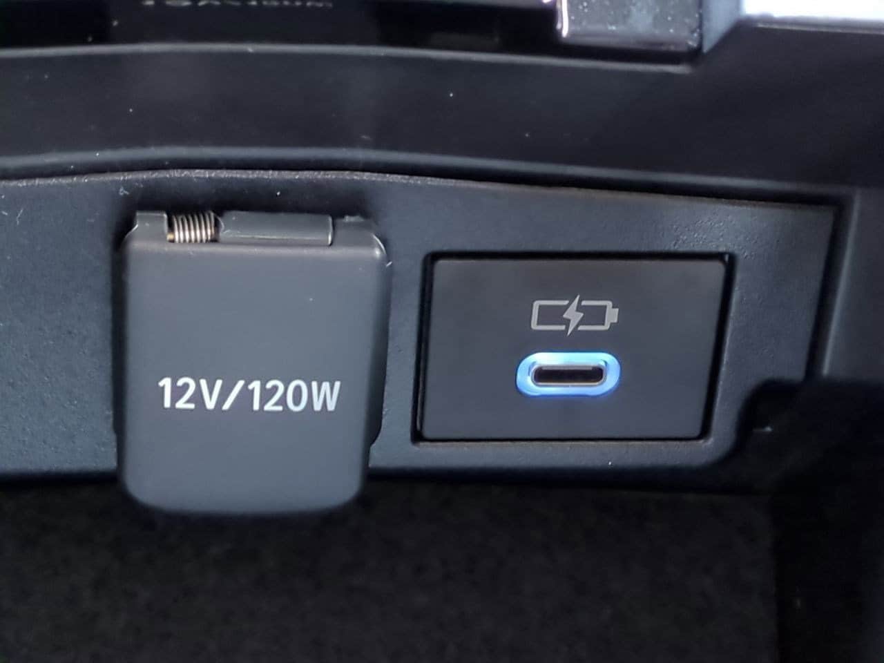 Thumbnail: 2022 Toyota Corolla - 27