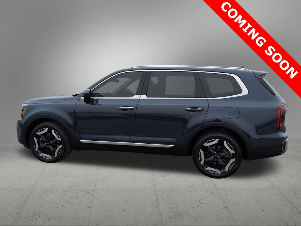 Used 2024 Kia Telluride S