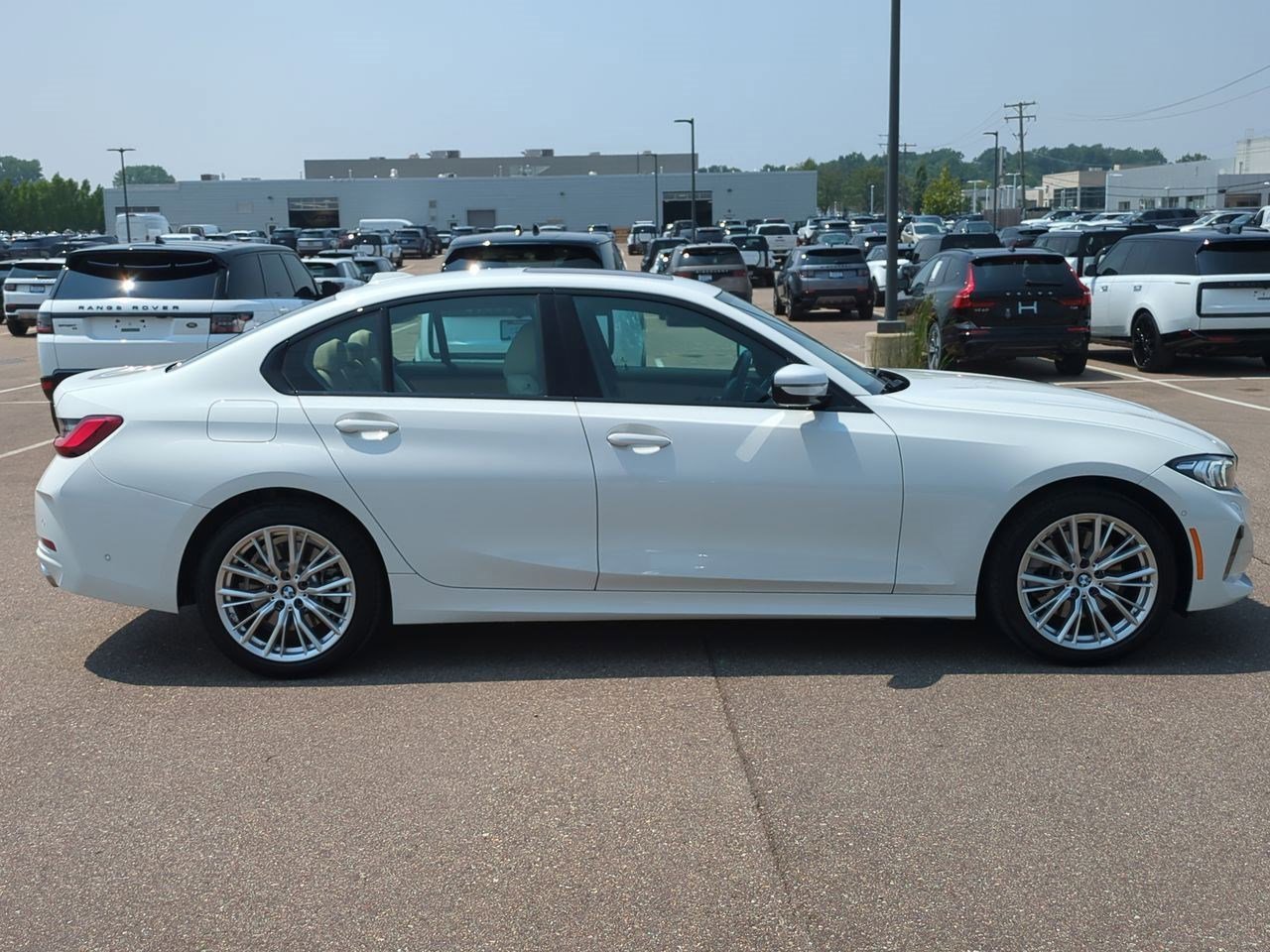 Thumbnail: 2023 BMW 3 Series - 7