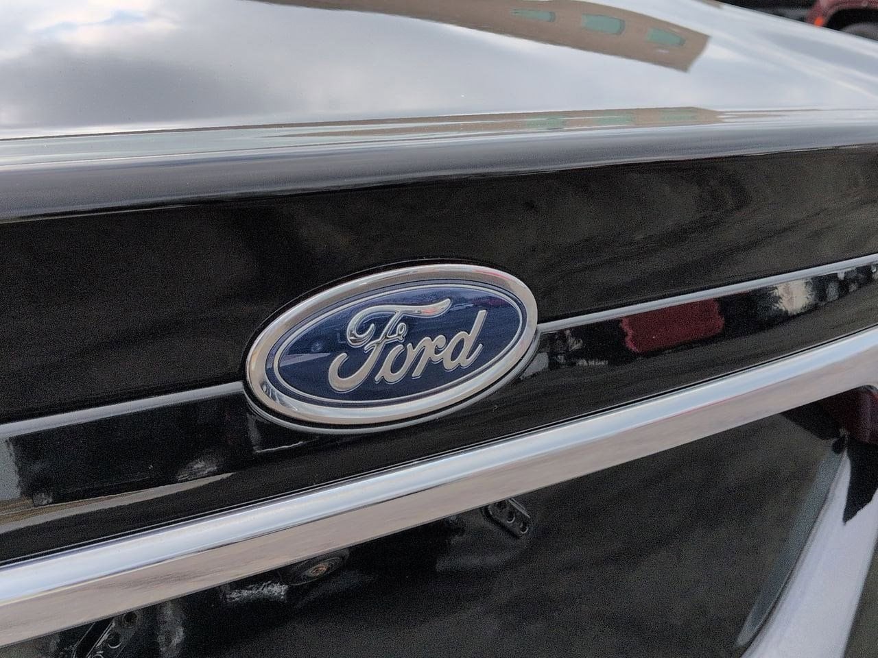 Thumbnail: 2018 Ford Fusion - 12