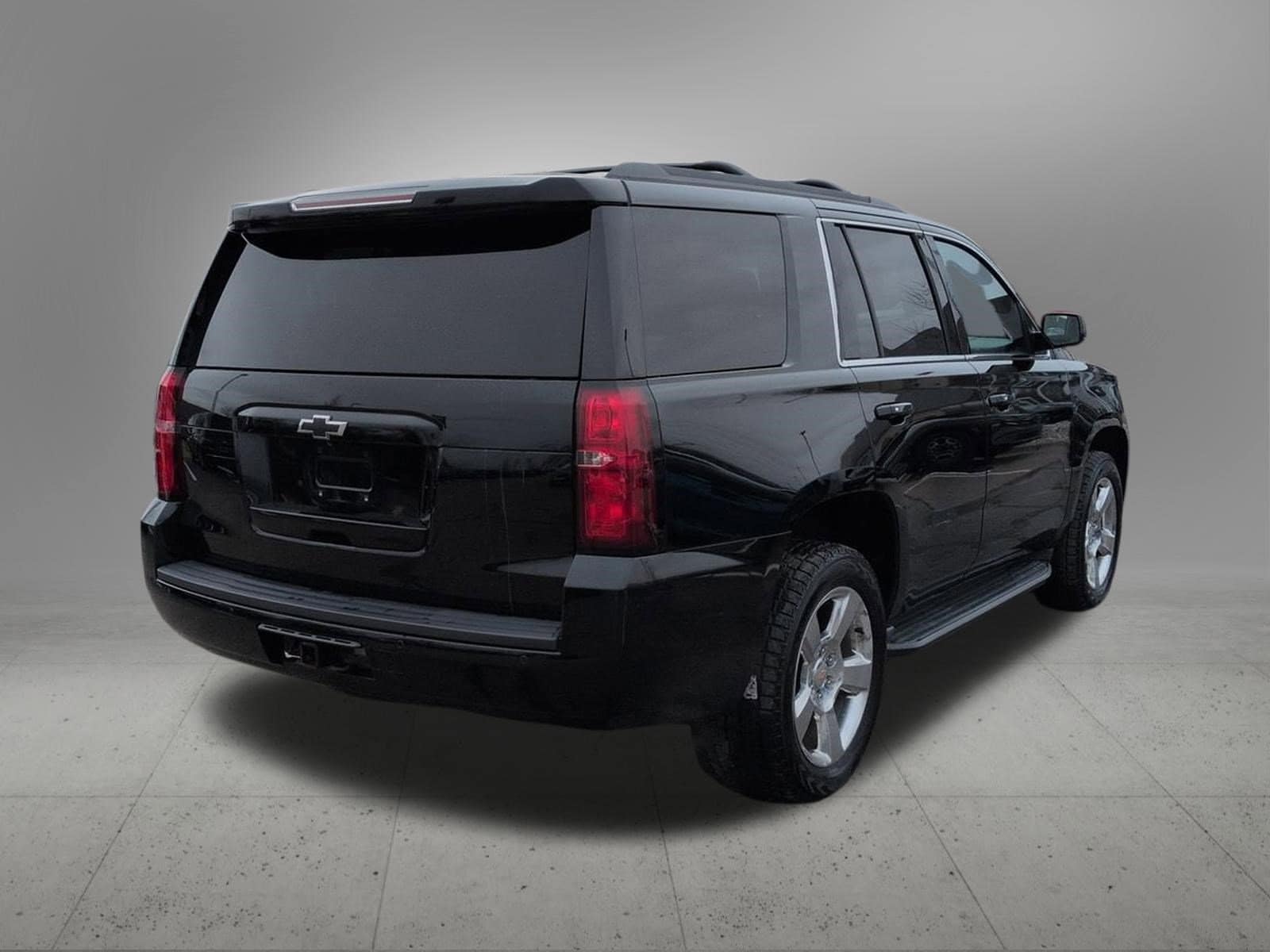 Thumbnail: 2016 Chevrolet Tahoe - 6