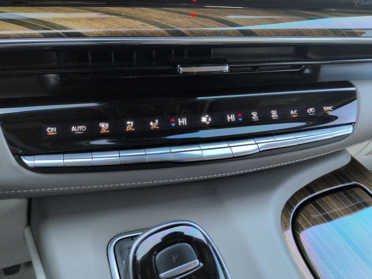 Thumbnail: 2022 Cadillac Escalade - 30