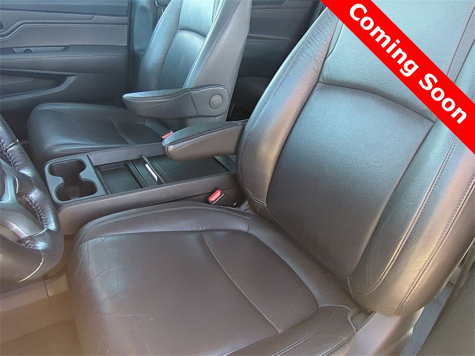 Thumbnail: 2019 Honda Odyssey - 16