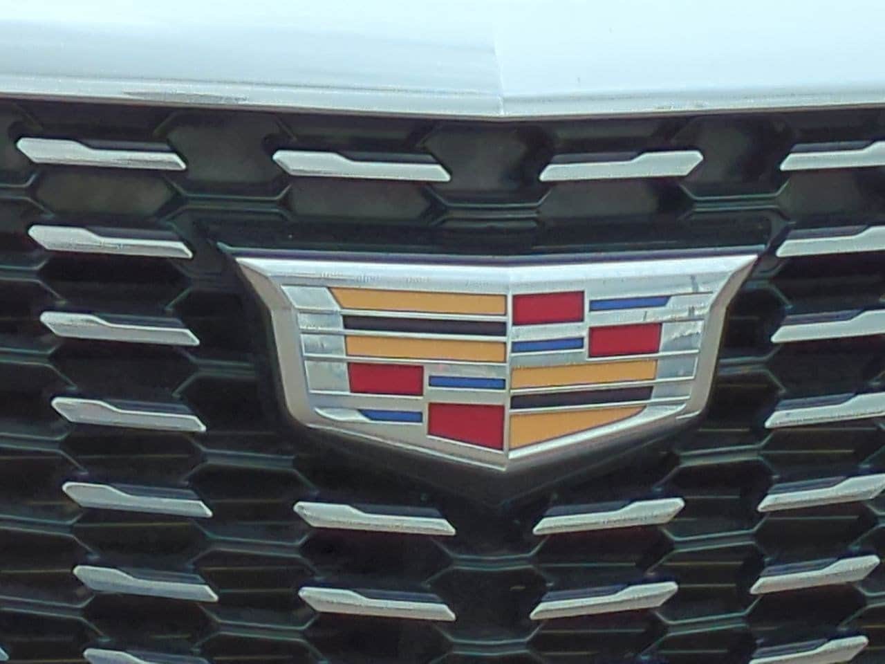 Thumbnail: 2023 Cadillac XT5 - 11