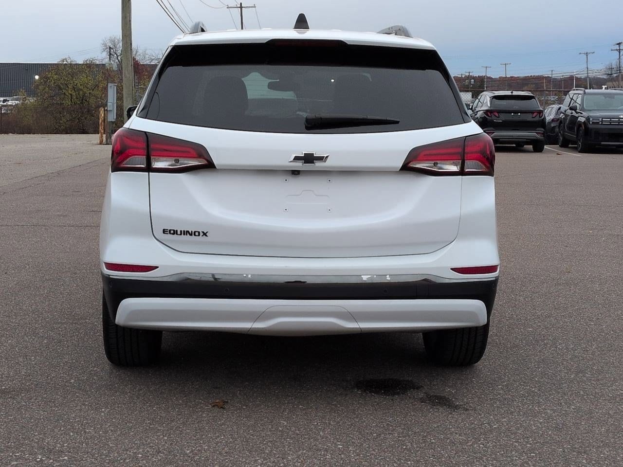 Thumbnail: 2023 Chevrolet Equinox - 5