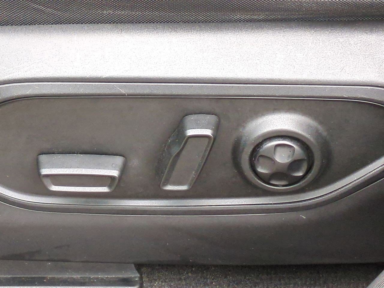 Thumbnail: 2021 Jeep Grand Cherokee L - 15