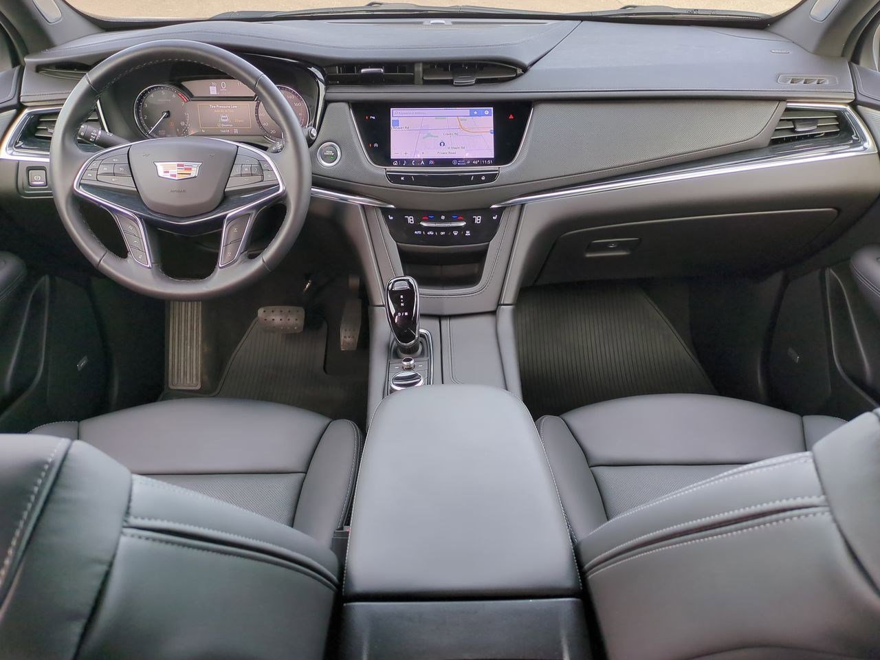 Thumbnail: 2023 Cadillac XT5 - 15