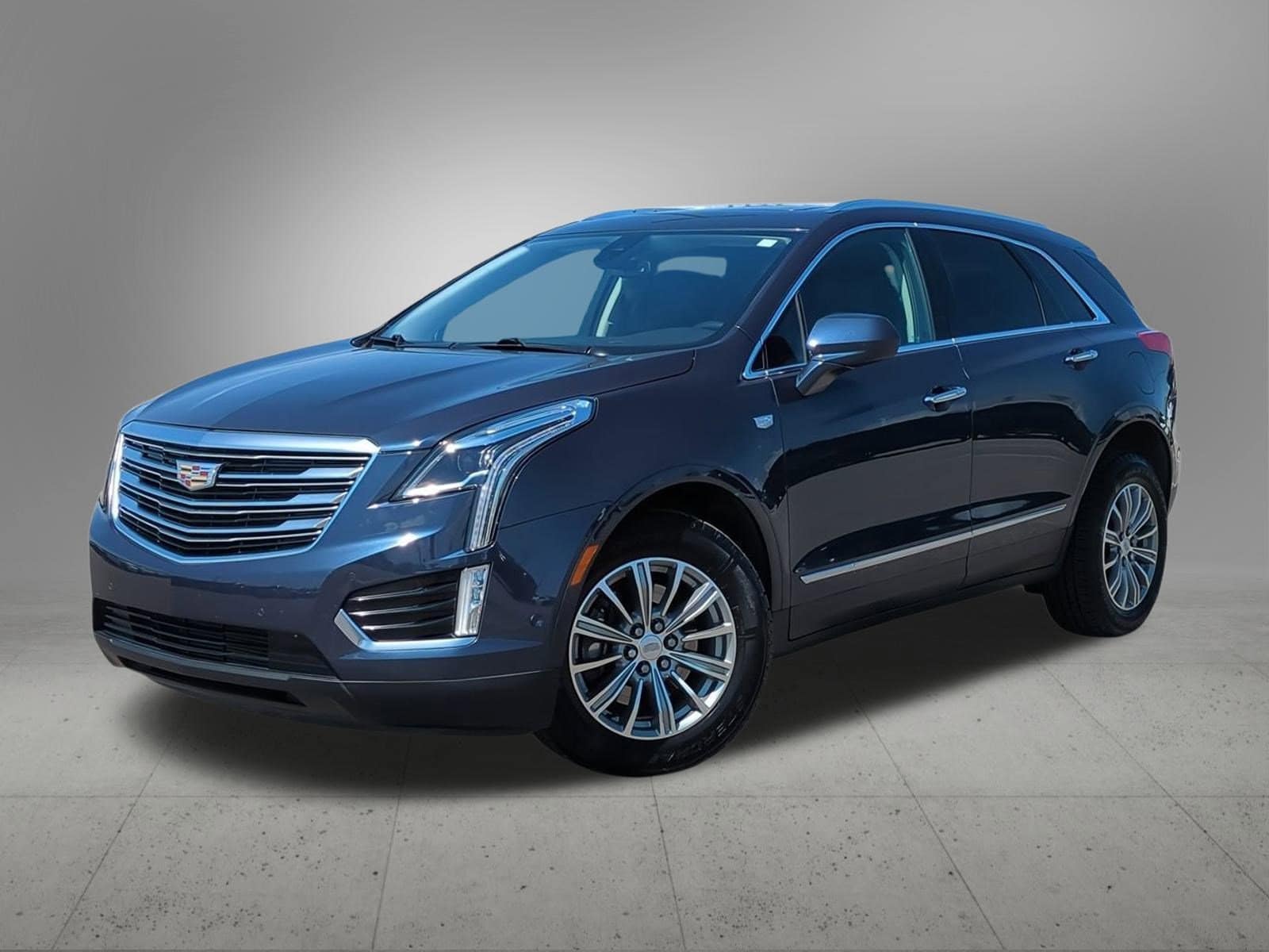 Thumbnail: 2019 Cadillac XT5 - 1