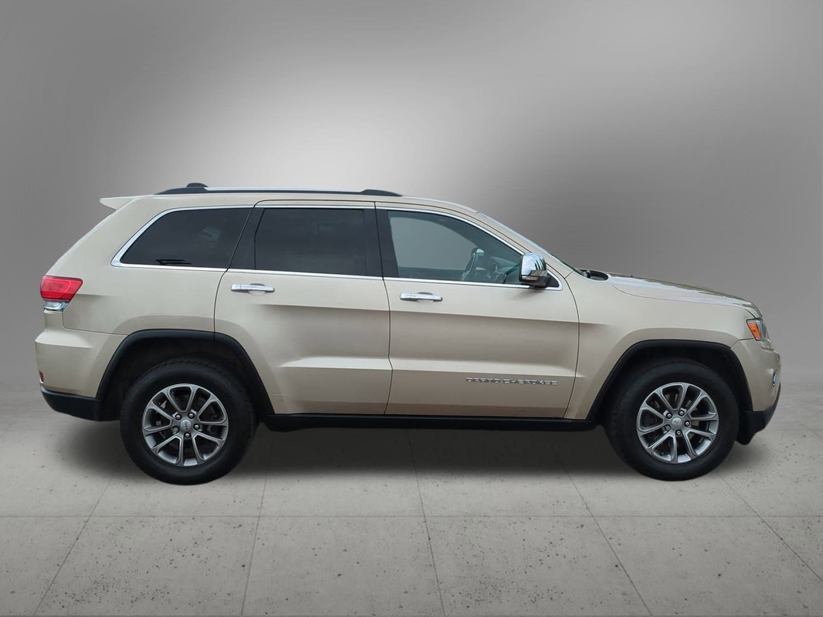 Thumbnail: 2014 Jeep Grand Cherokee - 7