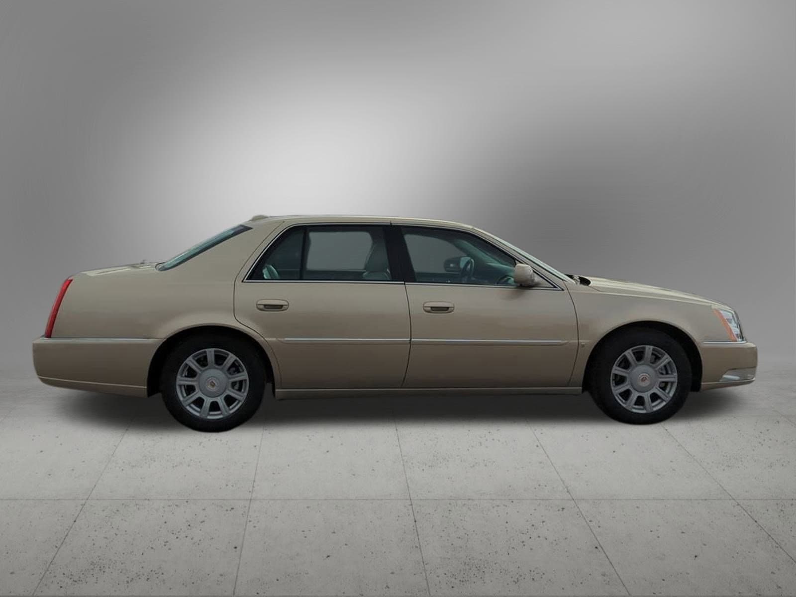 Thumbnail: 2009 Cadillac DTS - 7