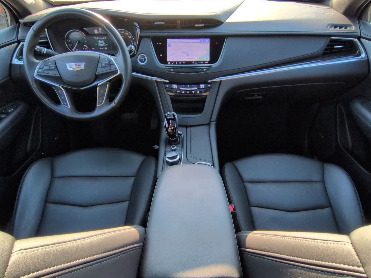 Thumbnail: 2023 Cadillac XT5 - 15