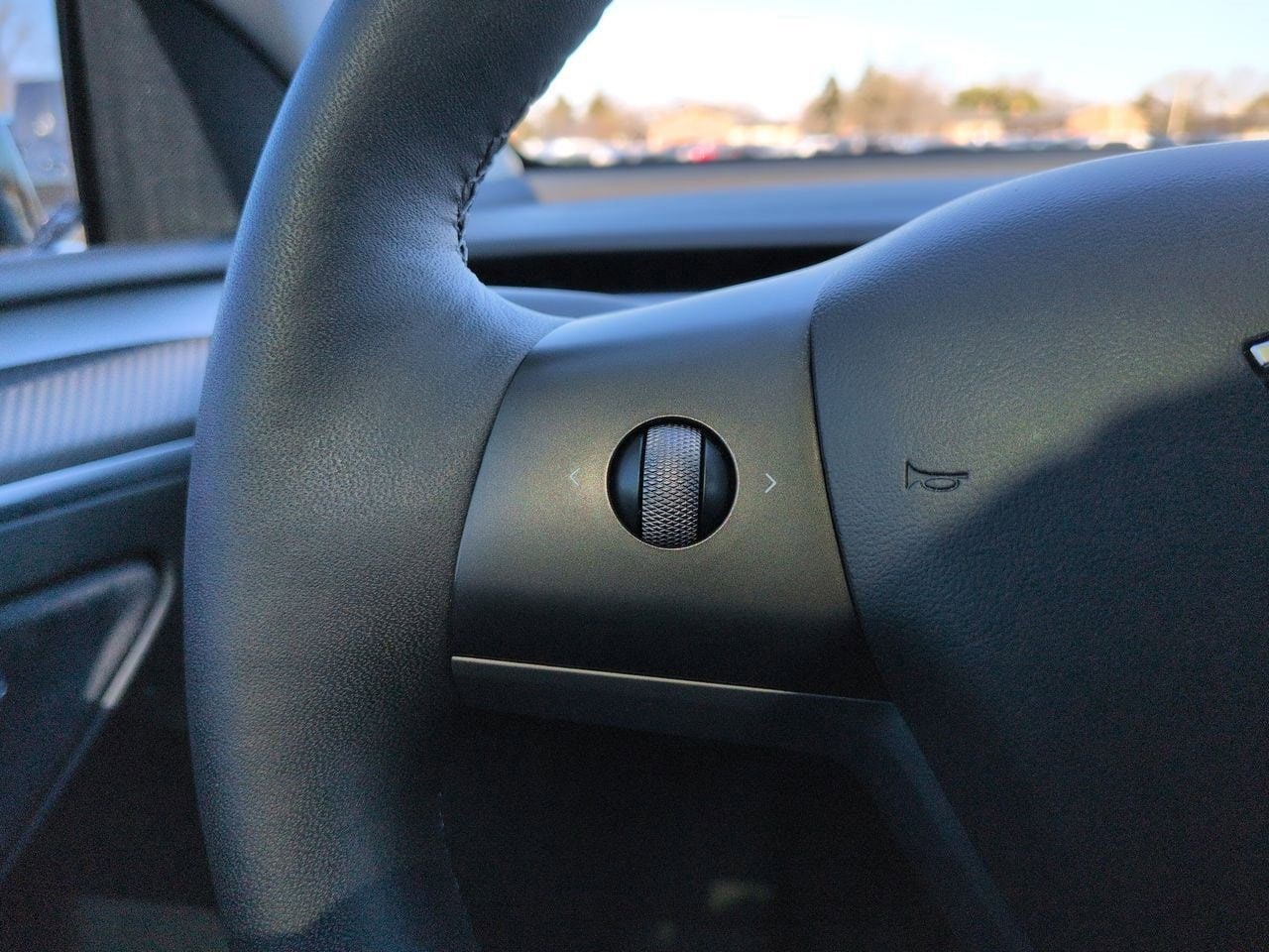 Thumbnail: 2022 Tesla Model Y - 23