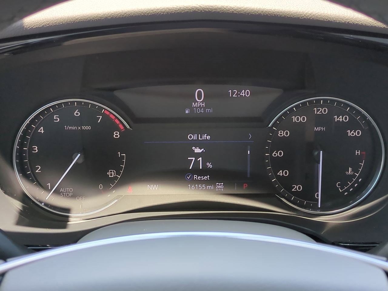 Thumbnail: 2022 Cadillac XT5 - 32