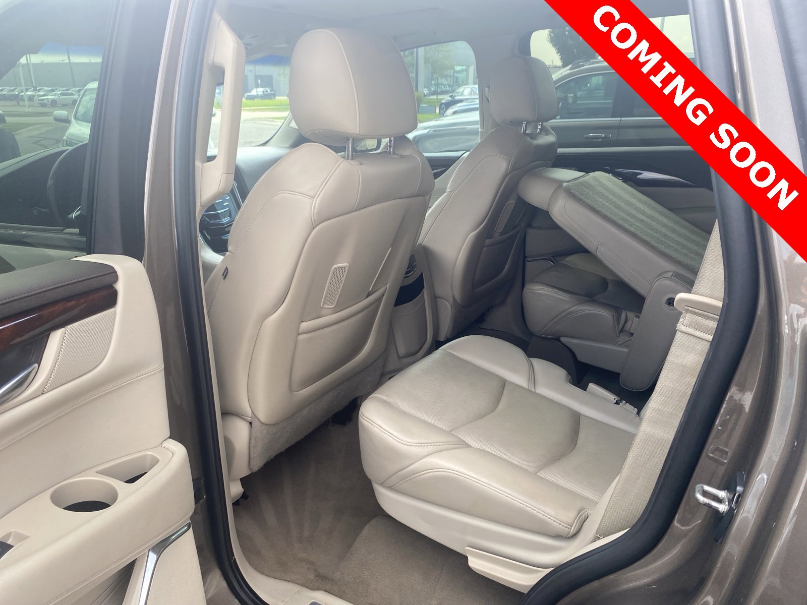 Thumbnail: 2015 Cadillac Escalade - 9