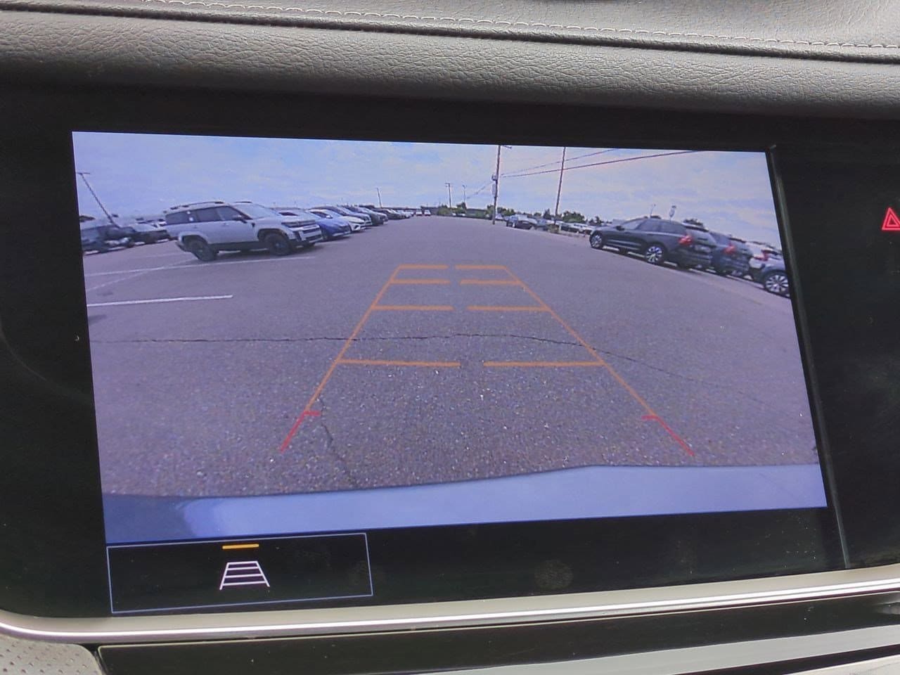 Thumbnail: 2022 Cadillac XT5 - 29